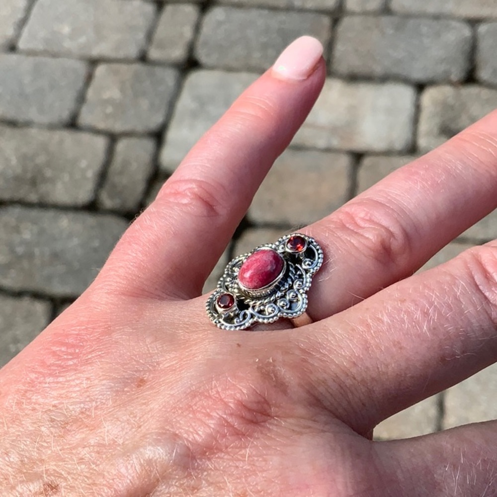 PINK THULITE & GARNET 925 STERLING SILVER RING, SIZE 7. - Picture 11 of 13